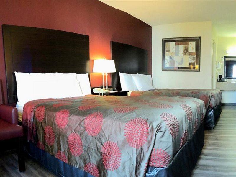 Ramada By Wyndham Harrisonburg Motel Eksteriør bilde