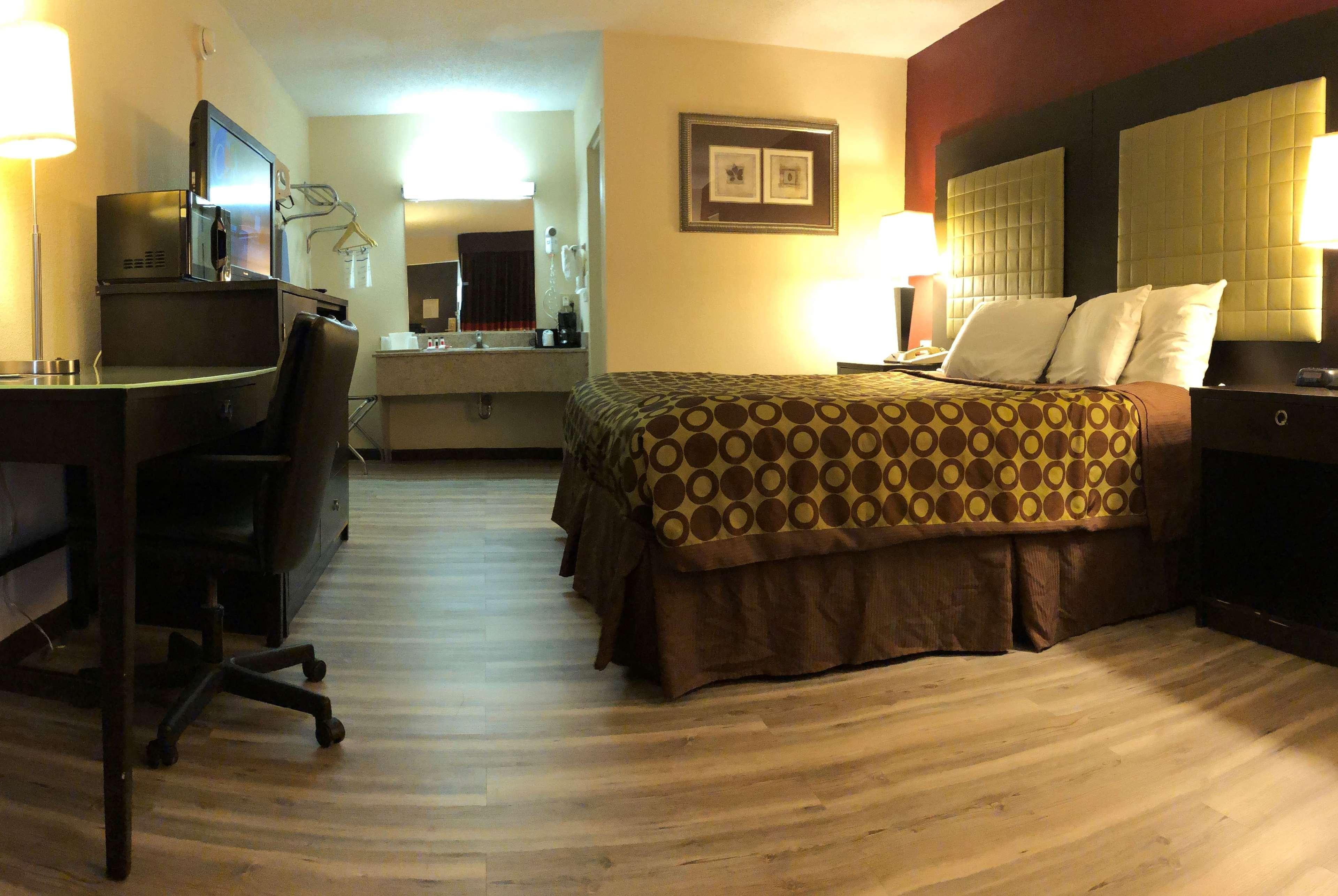 Ramada By Wyndham Harrisonburg Motel Eksteriør bilde