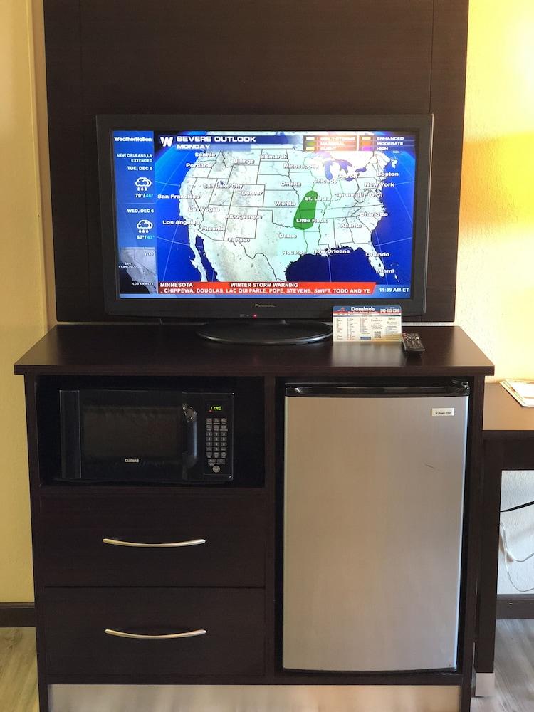 Ramada By Wyndham Harrisonburg Motel Eksteriør bilde