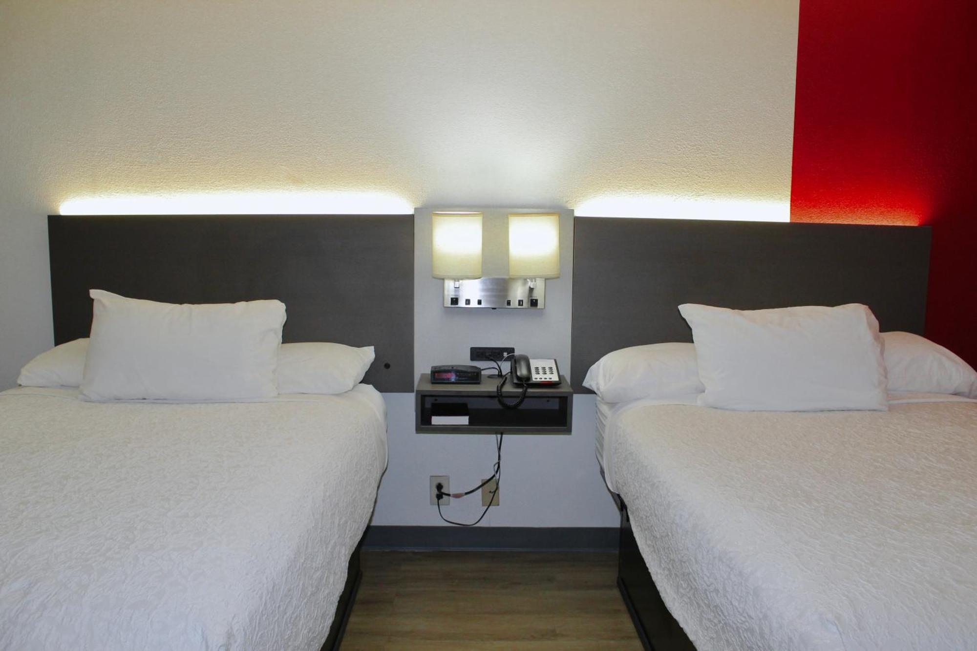 Ramada By Wyndham Harrisonburg Motel Eksteriør bilde